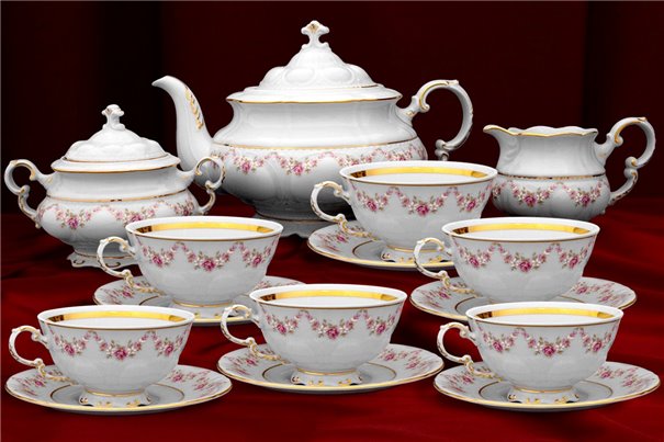 Чайный Сервиз на 6 персон 17 предметов Соната Мелкие Цветы Золото Чехия